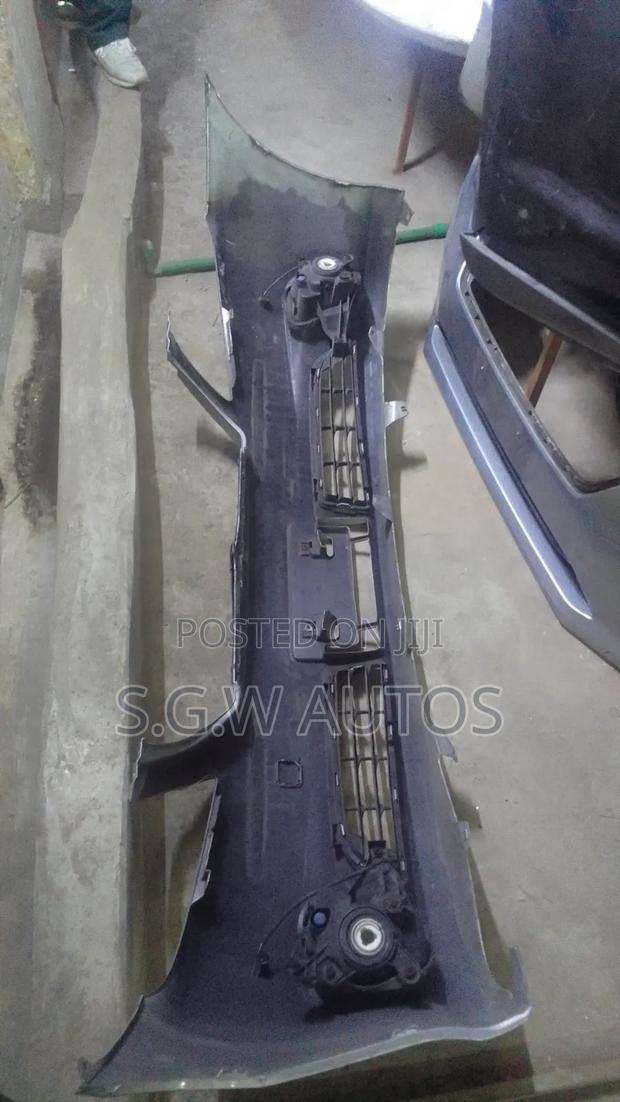 Toyota Crown (2010) Front Bumper - thumbnail 2