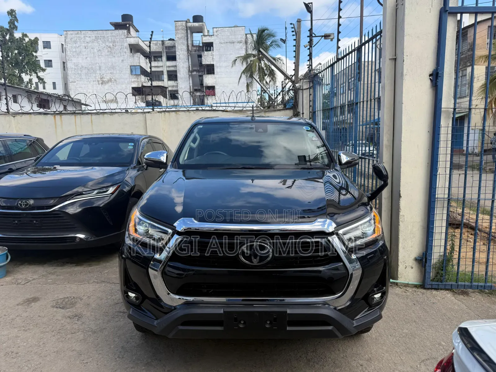 Toyota Hilux 2020 Black