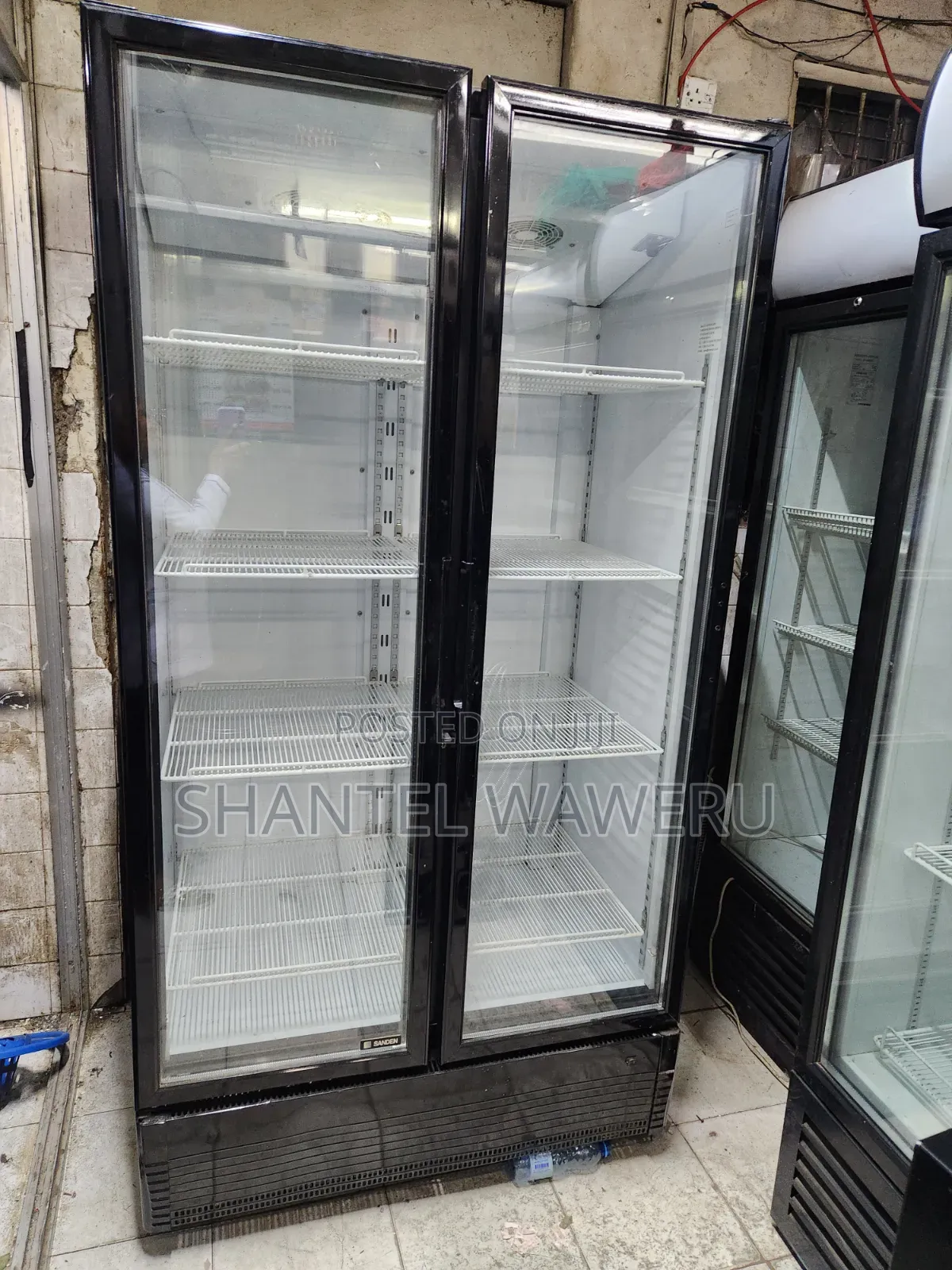 Affordable Display Chiller 1000litres