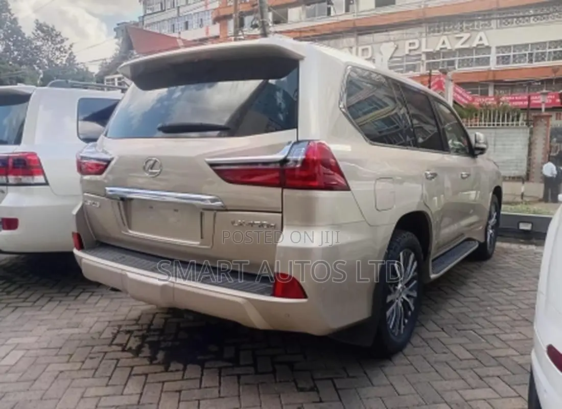 Lexus LX 450d AWD 2019 Gold