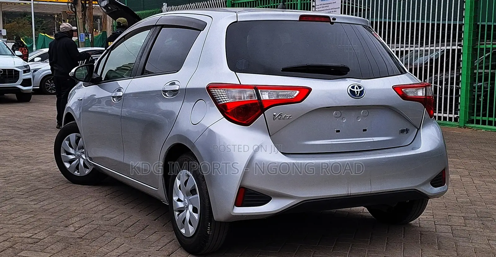 Toyota Vitz 2019 Silver
