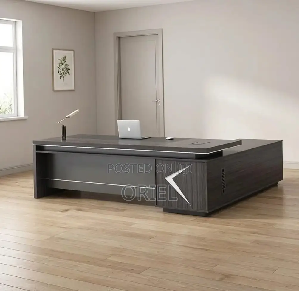 Office Desk : Modern 1.8m L-Shaped Executive Elegant Desk