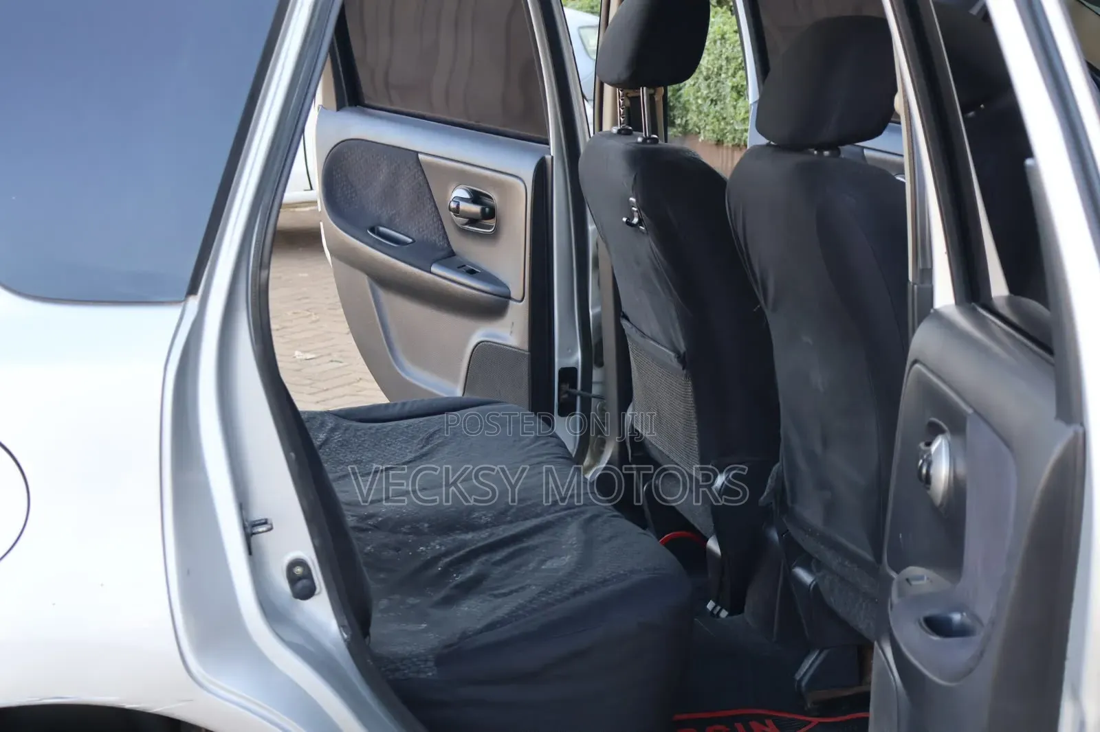 Nissan Note 2011 Silver