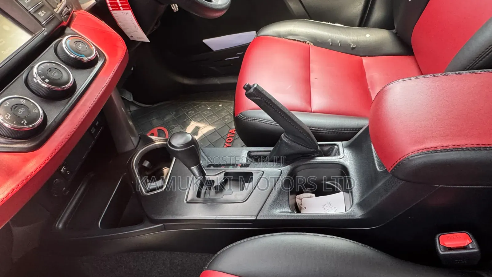 Toyota RAV4 2018 Blue