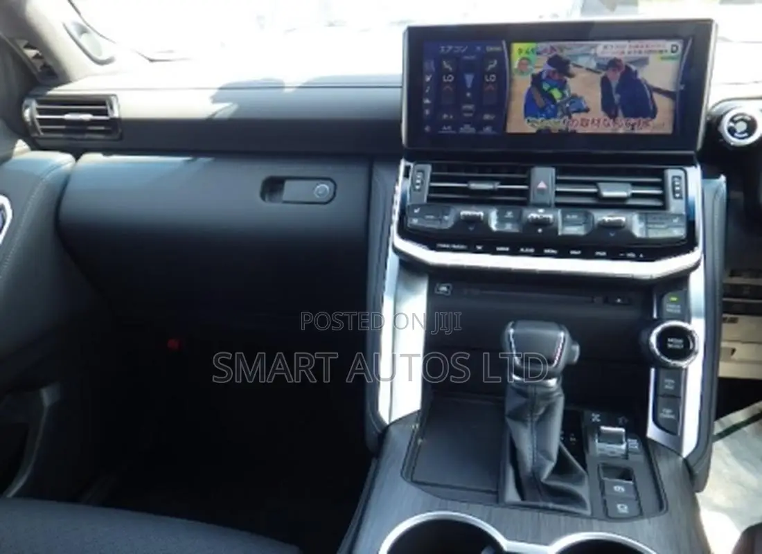 Toyota Land Cruiser LC300 2023 Gray