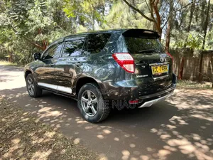 Toyota Vanguard 2004