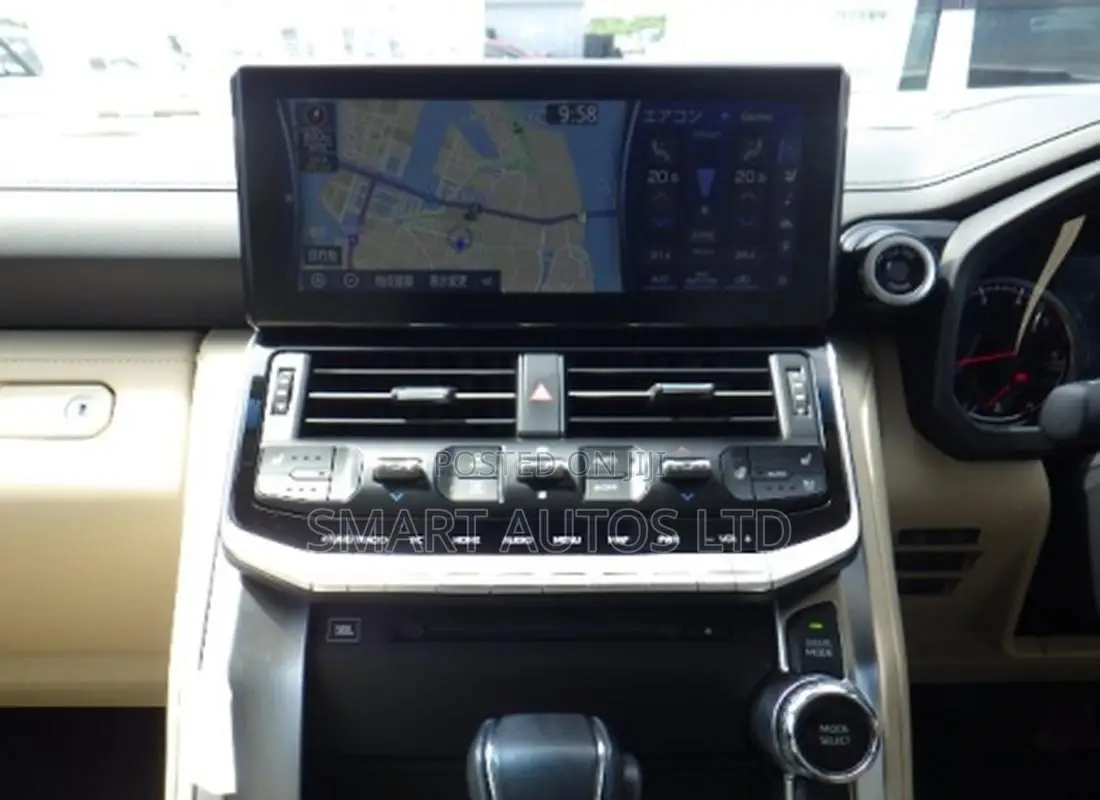 Toyota Land Cruiser LC300 2023
