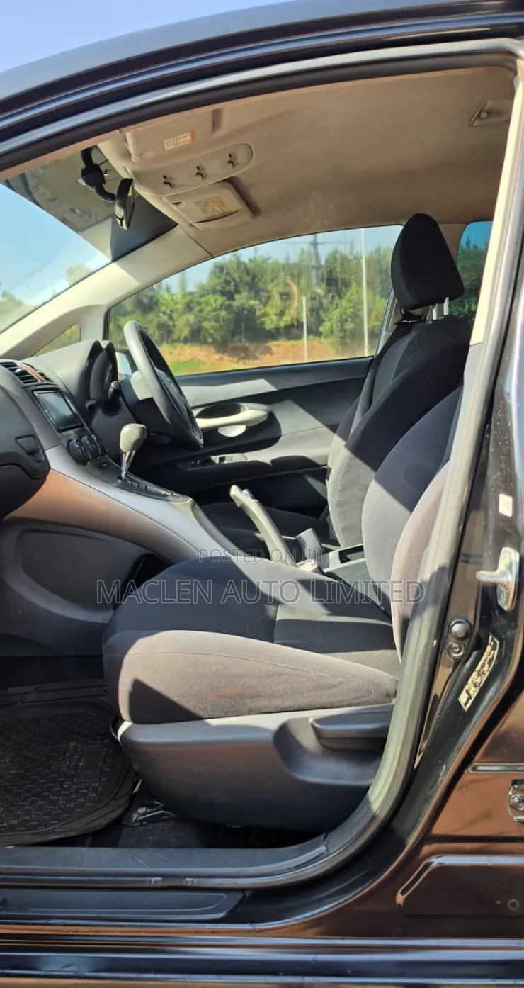 Toyota Auris 2008 Black