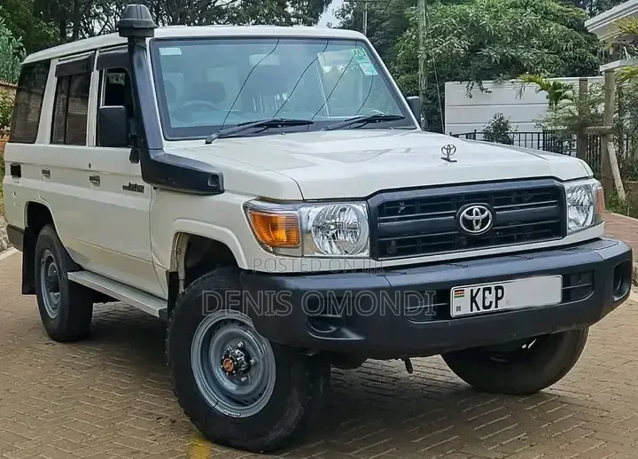 Toyota Land Cruiser 2018 Black