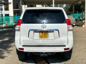 Toyota Land Cruiser Prado 3.0 TD 2012 White