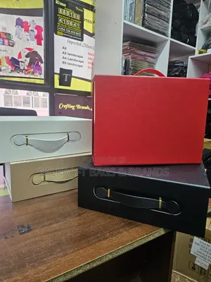 The Prestige Portal Gift Box