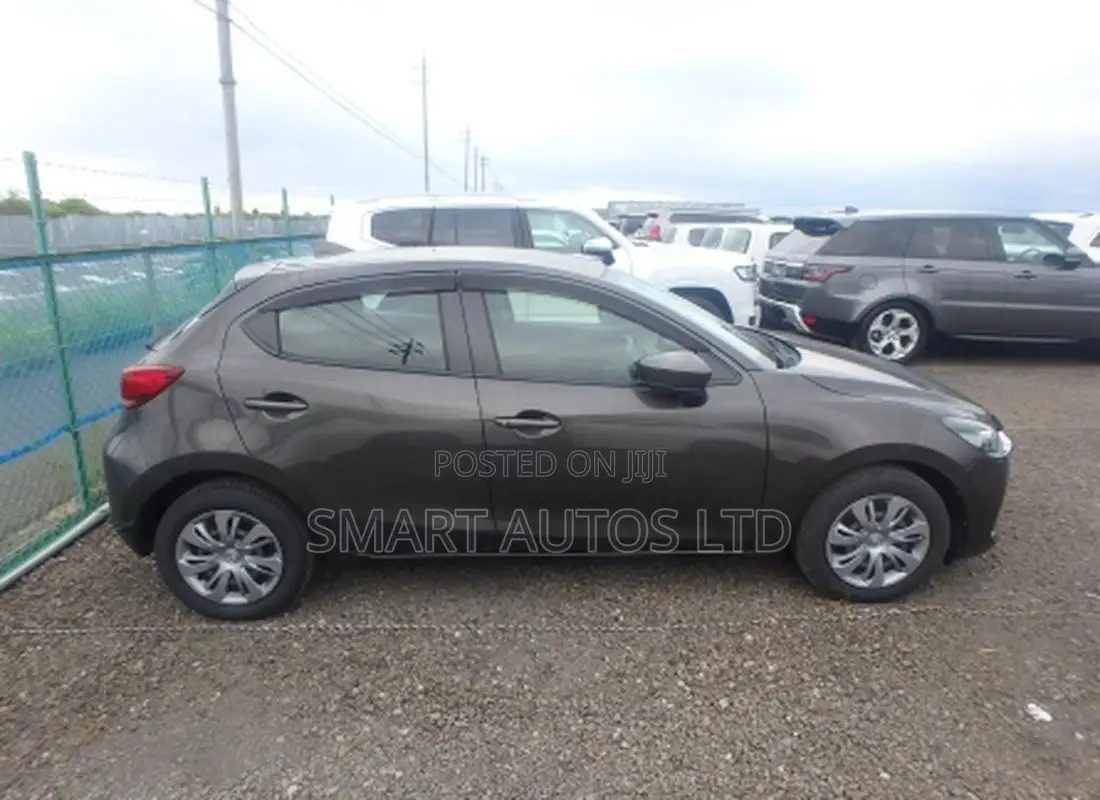 Mazda 2 2019 Brown