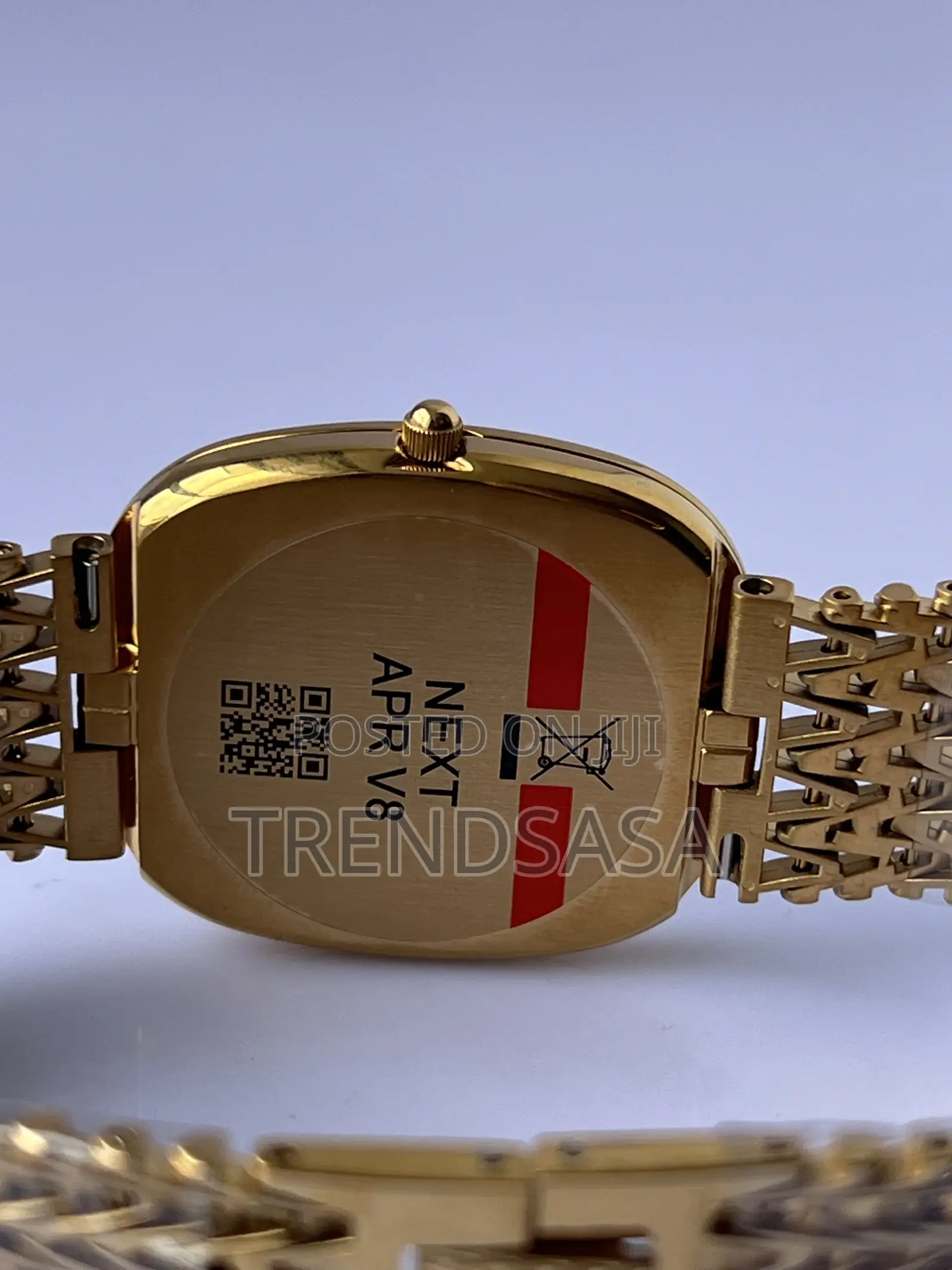 Patek PhilippeYellow Golden Ellipse Vintage Cushion Mesh Watch