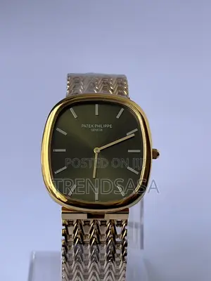 Patek PhilippeYellow Golden Ellipse Vintage Cushion Mesh Watch