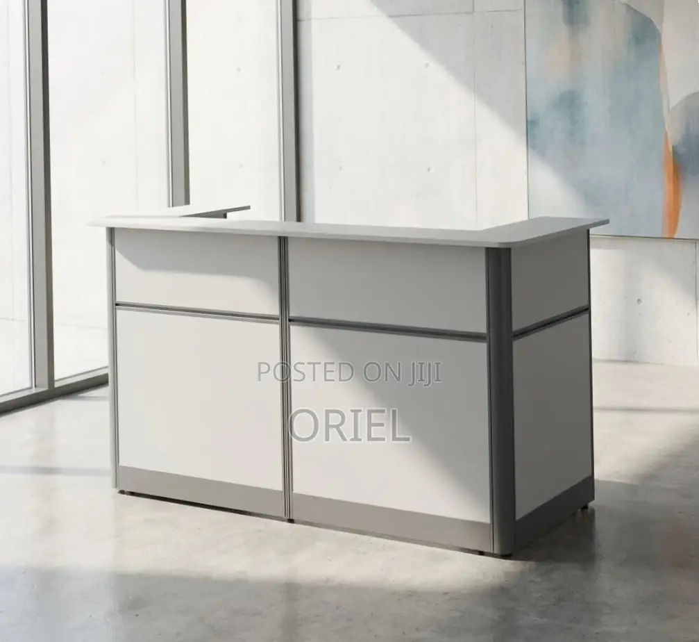 Office Desk : 1.6M Receptionist Counter Desk