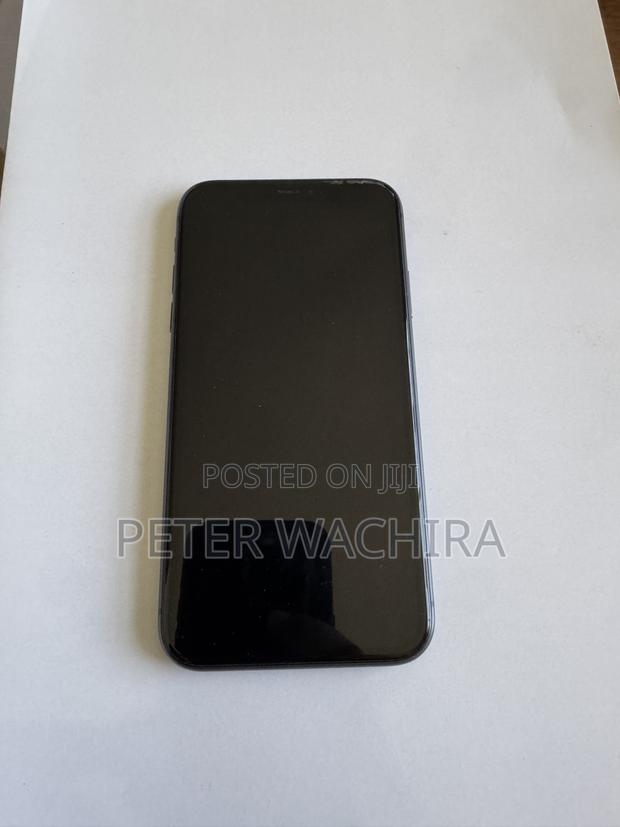 Apple iPhone 11 64 GB Black