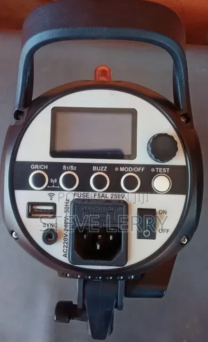 Godox SK400II 3-Light Studio Kit (Flawless Condition)