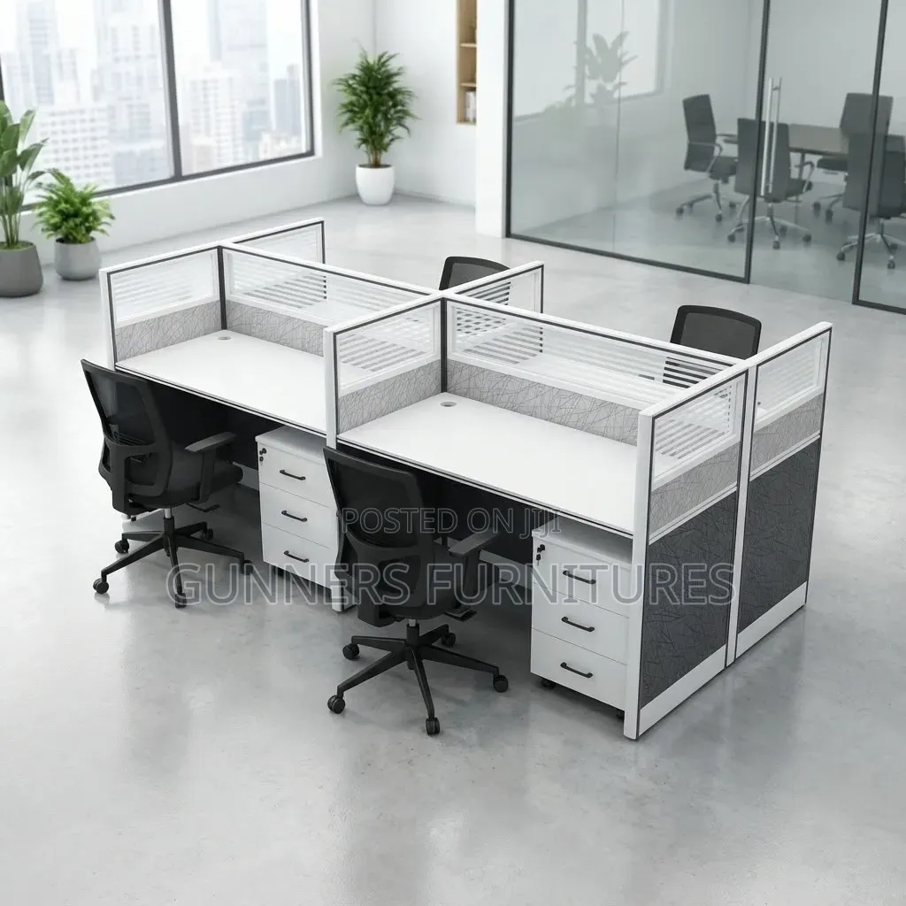 Spacious 4 Way Workstation