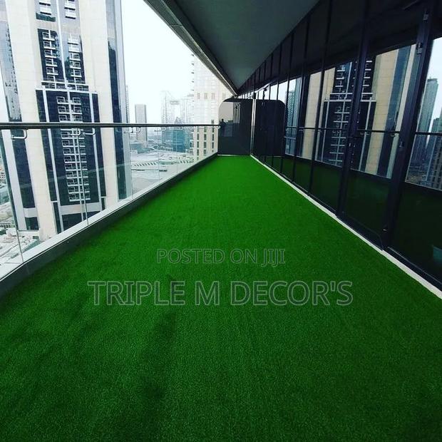 Balcony Dreams Made Real With 10mm Artificial Grass Carpet