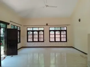 4bdrm Maisonette in Nyali Estate for rent