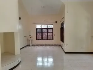 4bdrm Maisonette in Nyali Estate for rent