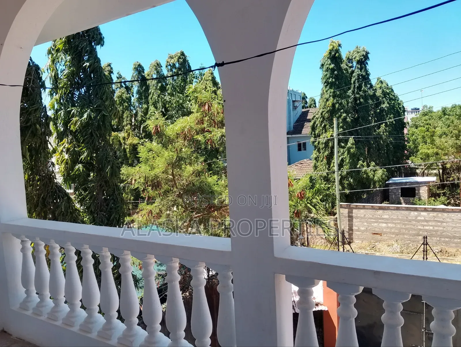 4bdrm Maisonette in Nyali Estate for rent
