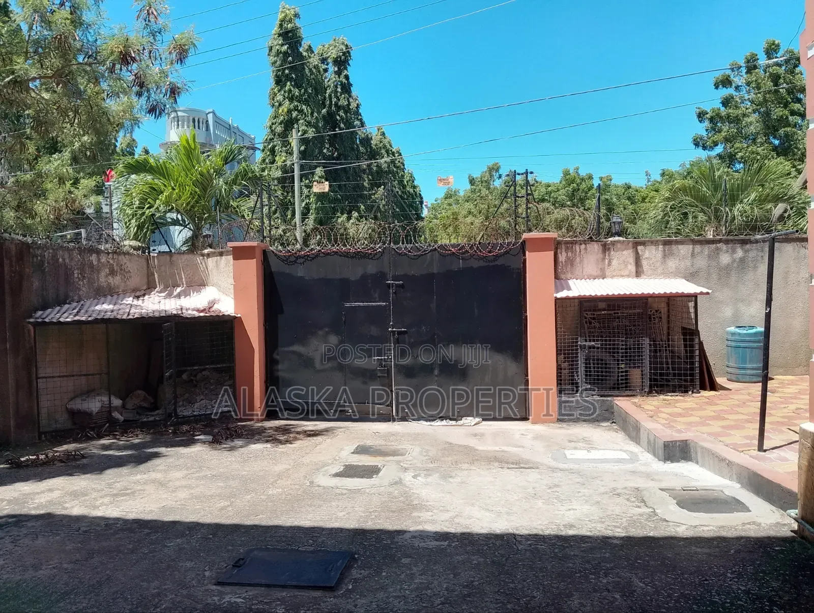 4bdrm Maisonette in Nyali Estate for rent