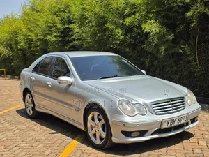 Mercedes-Benz C180 2007 Silver