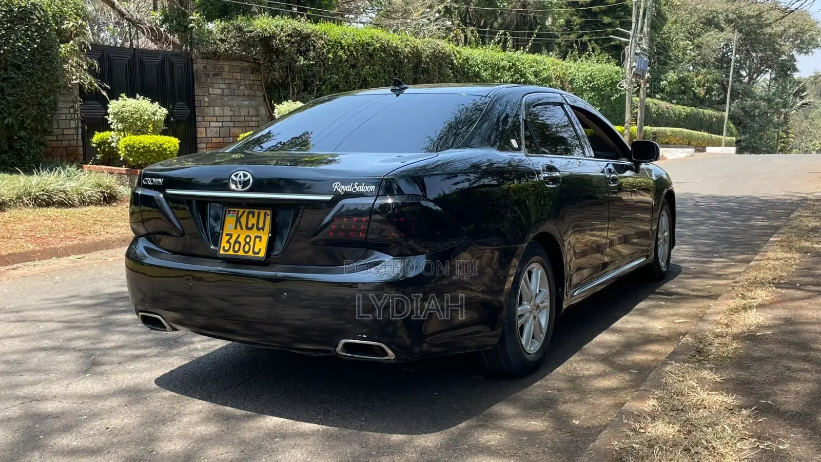 Toyota Crown 2012 Black