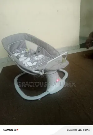 Musical Babybouncer Locking Chair