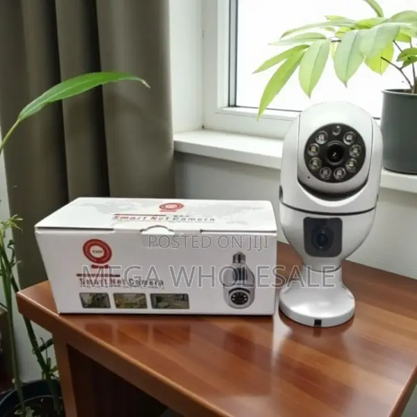 Smart Two Way Audio Security Dual Lens PTZ WiFi Bulb Camera