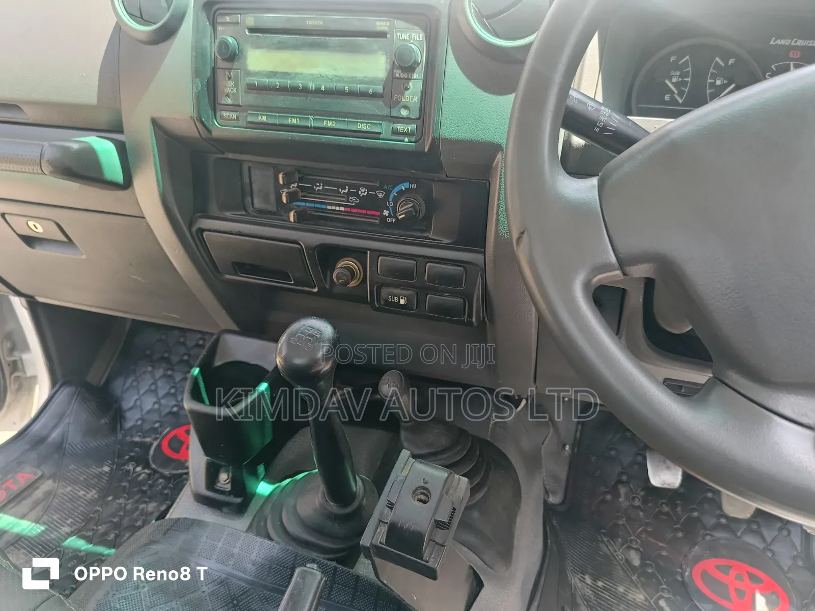 Toyota Land Cruiser 2013 White