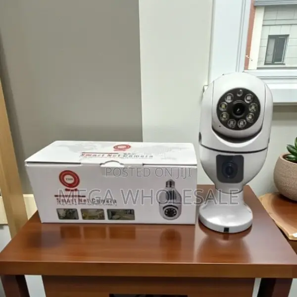 Smart Pan Tilt Zoom Dual Lens PTZ WiFi Bulb Camera
