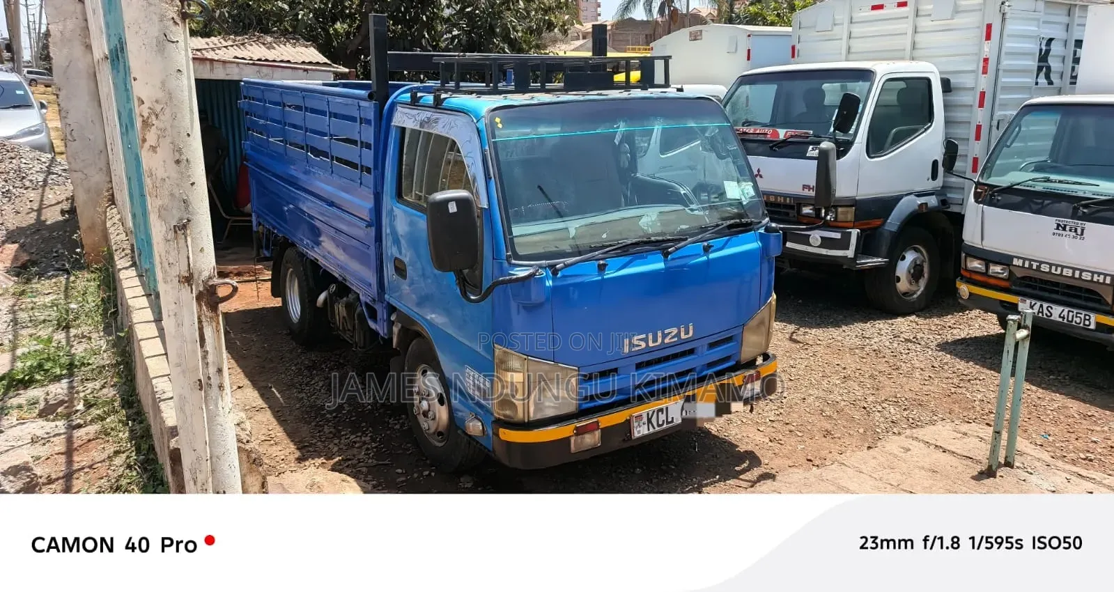 Isuzu Truck ELF 2010 Blue 