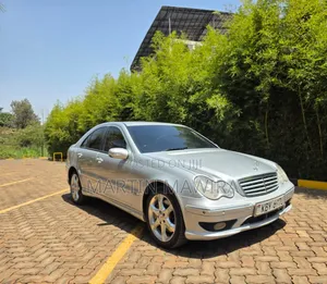 Mercedes-Benz C200 2007 Silver