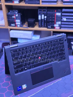 Laptop Lenovo ThinkPad x13 Yoga 16GB Intel Core i7 SSD 512GB
