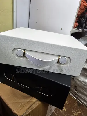 Luxury Textured Gift Box With Leather Handle