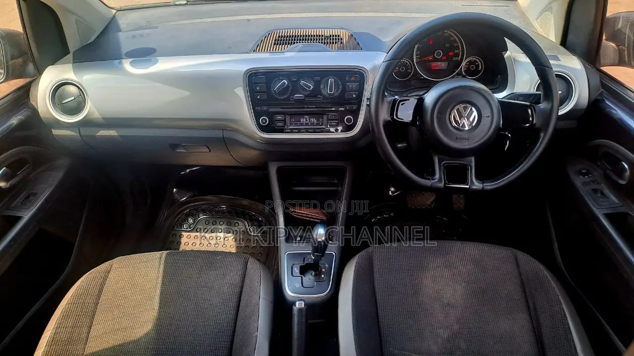 Volkswagen Up 2014 Blue
