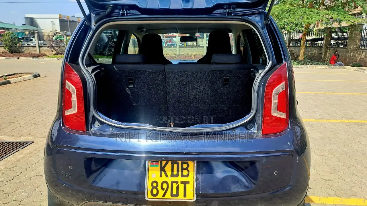 Volkswagen Up 2014 Blue