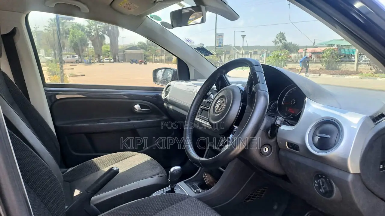 Volkswagen Up 2014 Blue