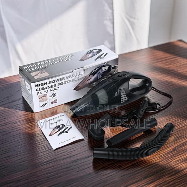 Strong Suction Cordless Portable Handheld Car Vacuum Cleaner.