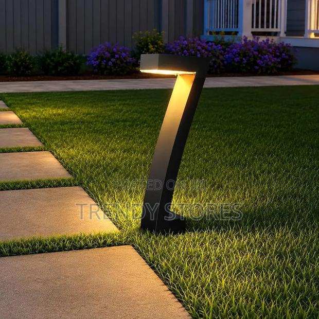 Solar Outdoor Lights - thumbnail 2