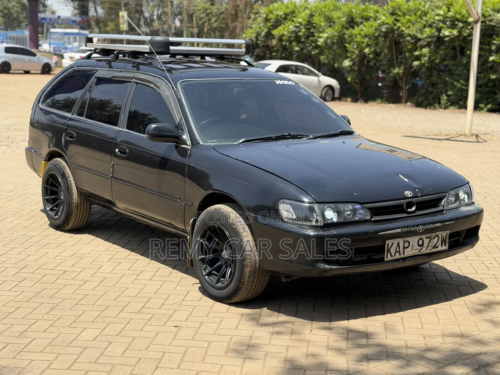 Toyota Corolla 2000 Gray
