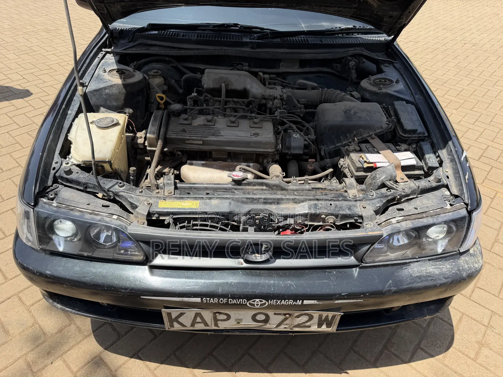 Toyota Corolla 2000 Gray