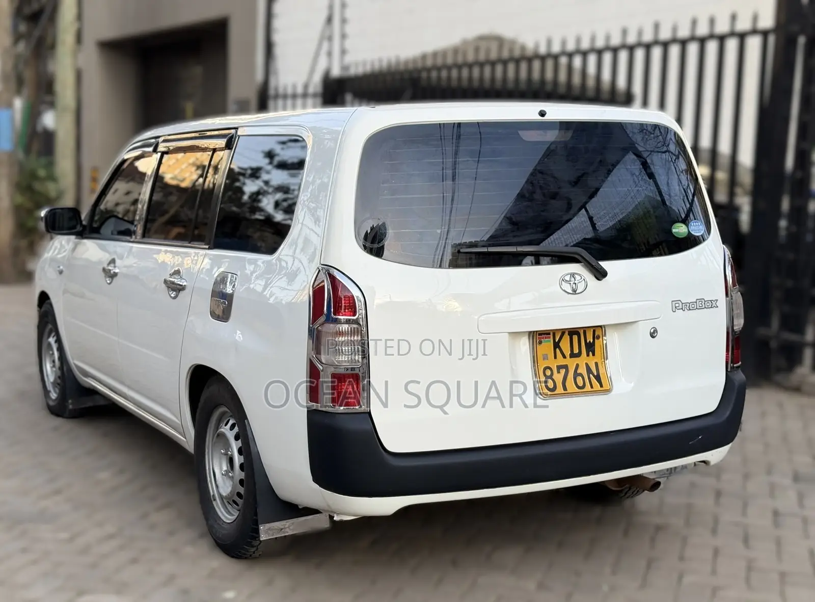 Toyota Probox 1.5 DX Comfort 2WD 2020 White