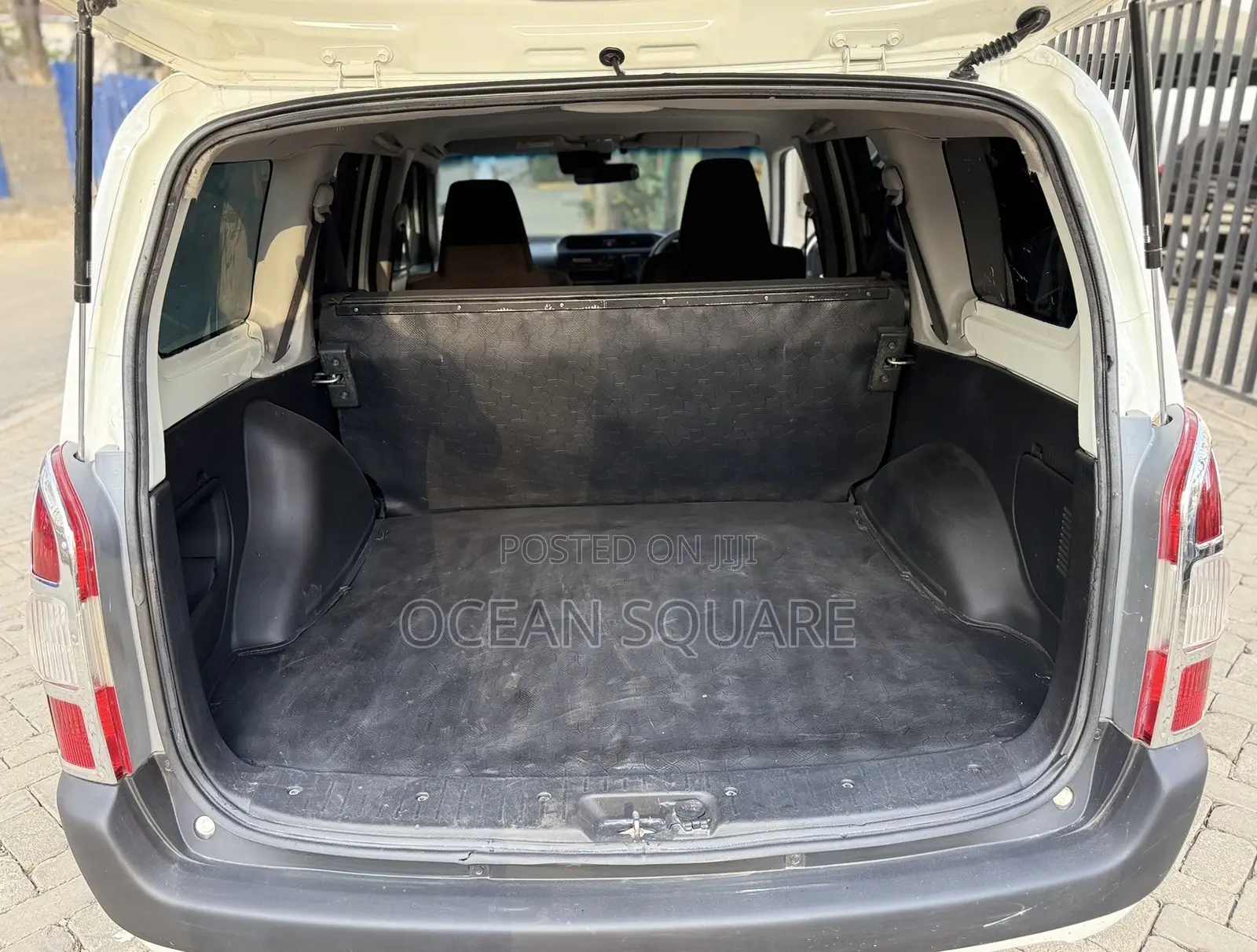Toyota Probox 1.5 DX Comfort 2WD 2020 White