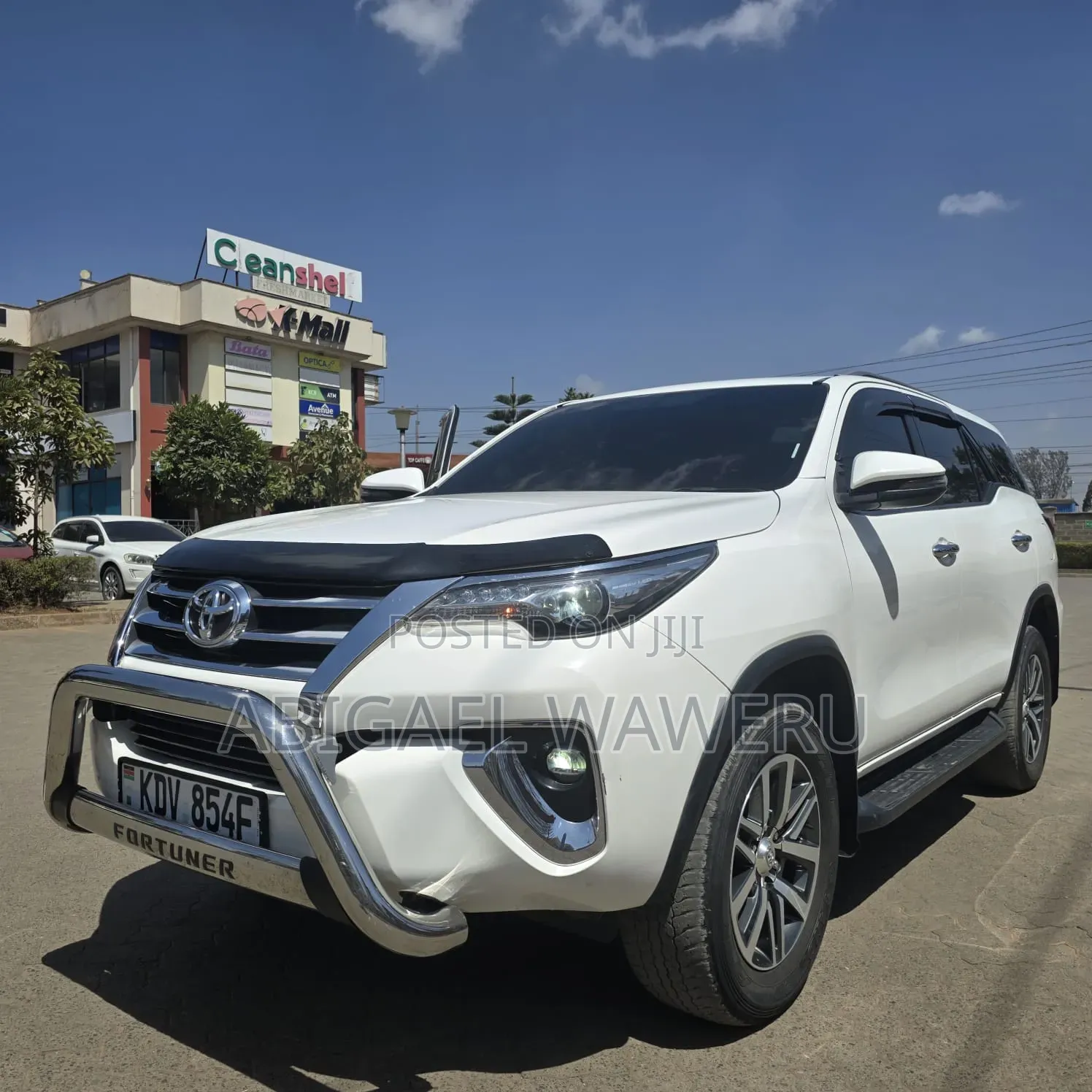 Toyota Fortuner 2019 White