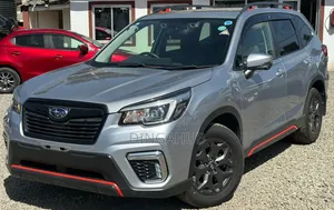 Subaru Forester 2018 Silver
