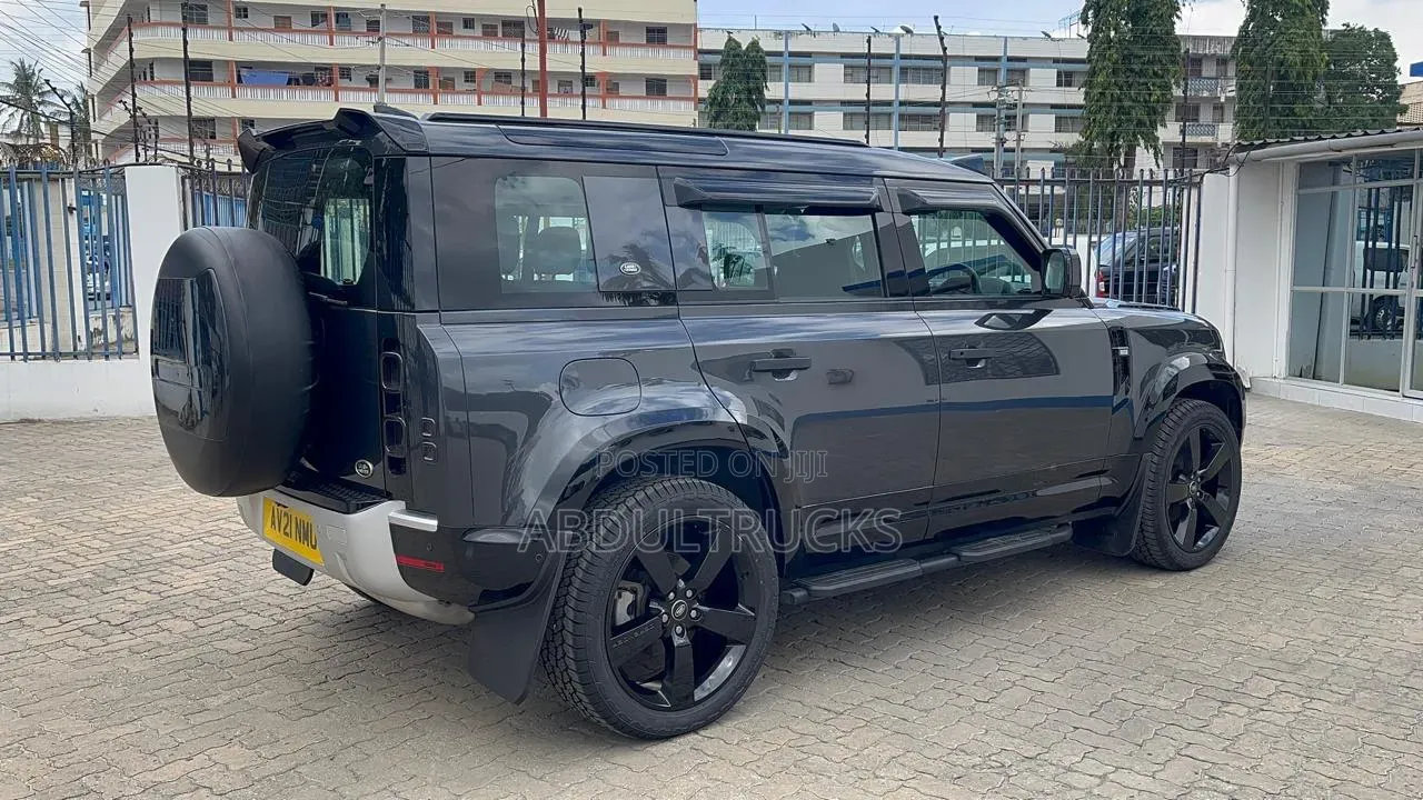 Land Rover Defender 2021 Black