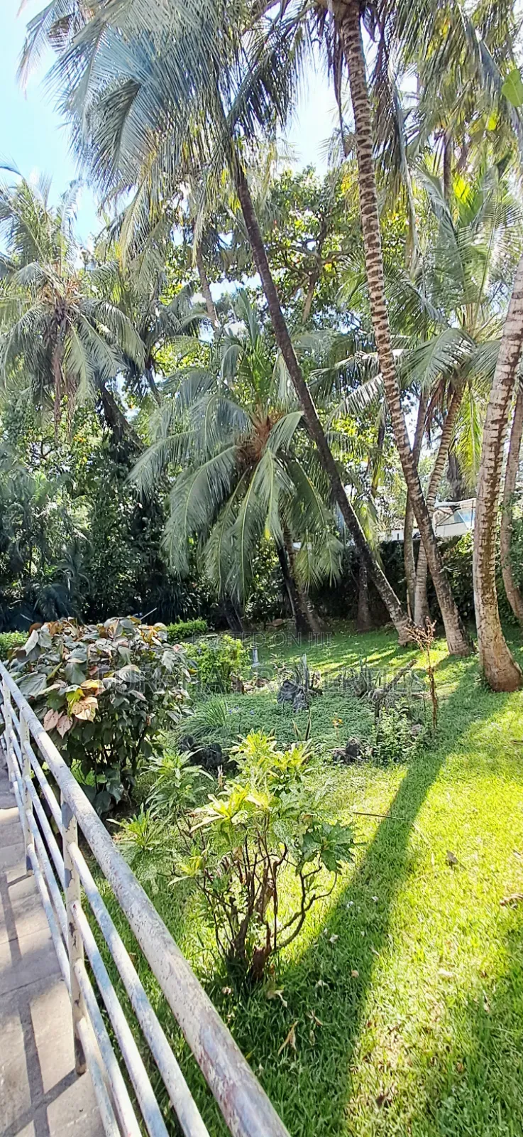 For Sale 1.6 Acres Land With Houses Nyali